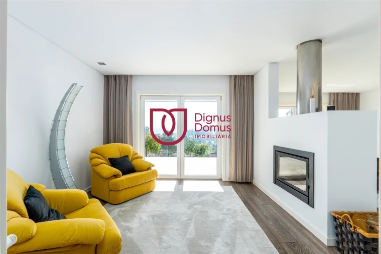 Moradia T7 para Venda em Constance Foto 6