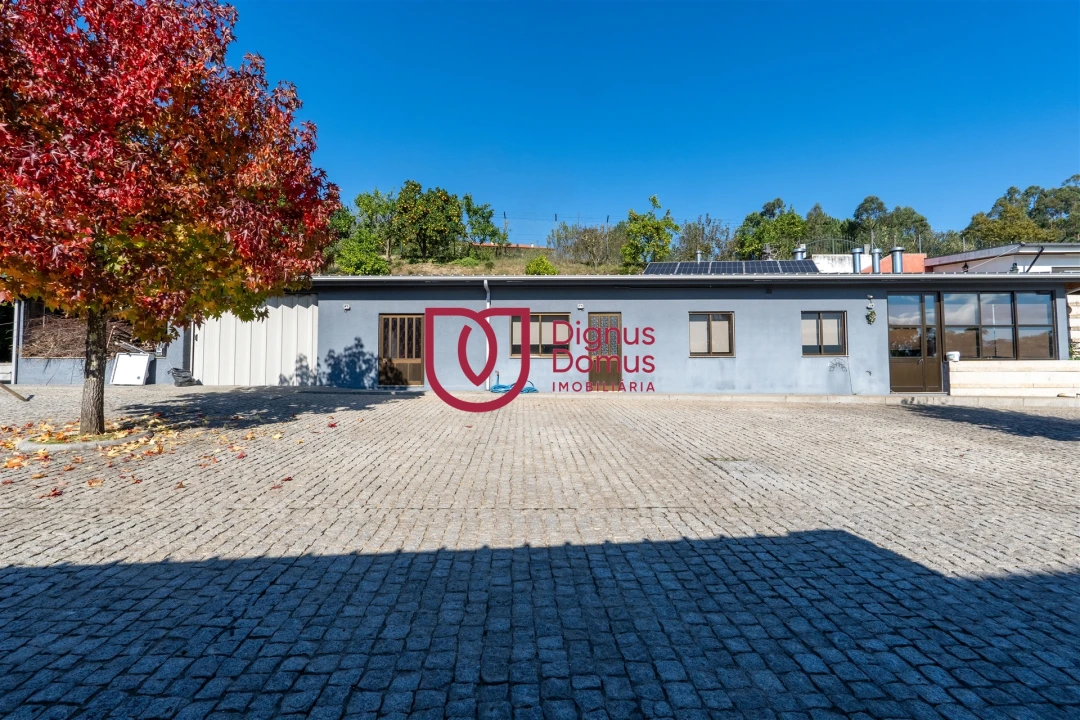 Moradia T7 para Venda em Constance Foto 35