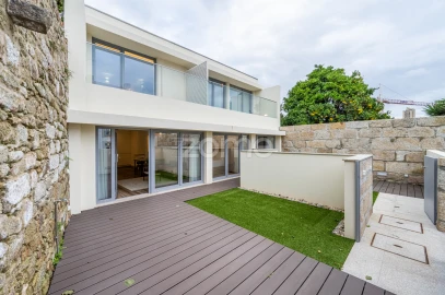 Apartamento T2 para Venda em Santa Marinha e São Pedro da Afurada