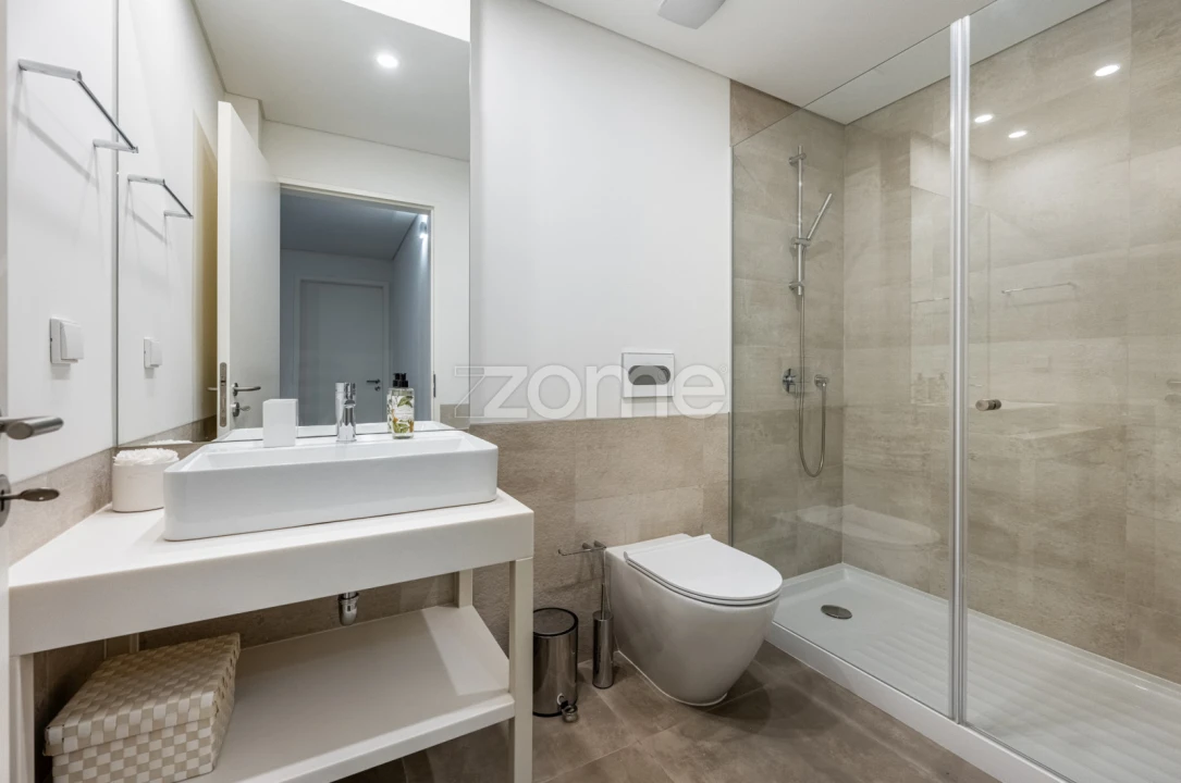 Apartamento T2 para Venda em Santa Marinha e São Pedro da Afurada Foto 14
