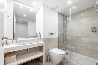 Apartamento T1 para Venda em Santa Marinha e São Pedro da Afurada