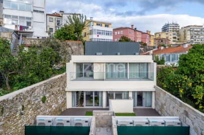 Apartamento T1 para Venda em Santa Marinha e São Pedro da Afurada
