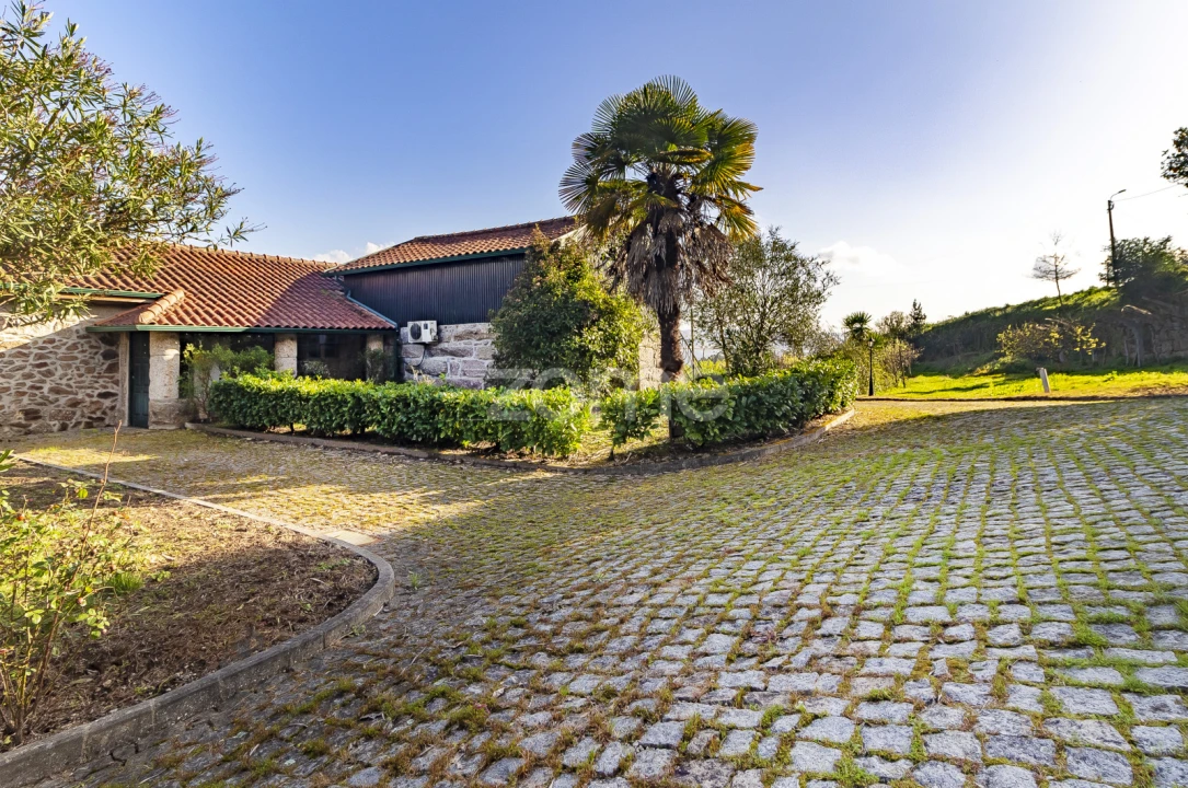 Quinta T9 para Venda em Serzedo e Calvos Foto 3