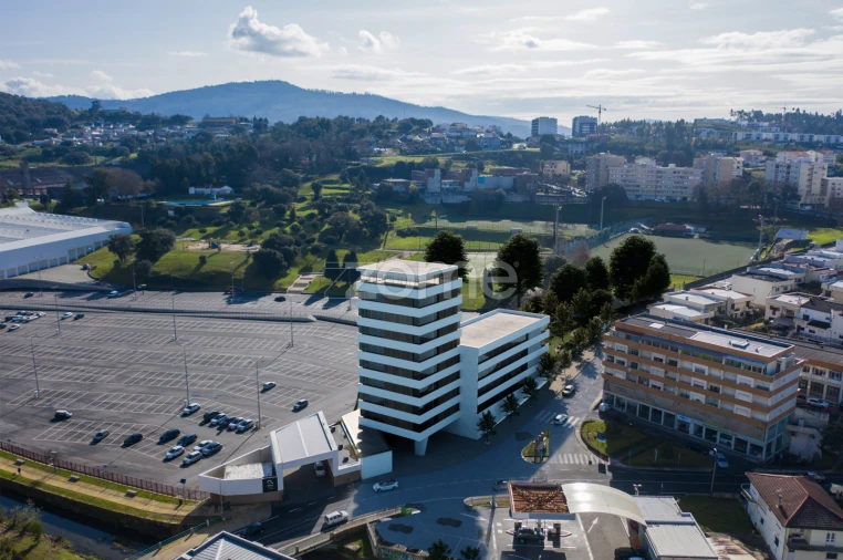 Terreno para Venda em Braga (São José de São Lázaro e São João do Souto) Foto 3