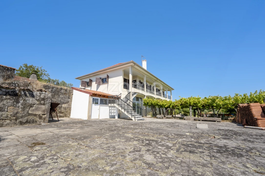 Moradia T5 para Venda em Ardegão, Freixo e Mato Foto 40