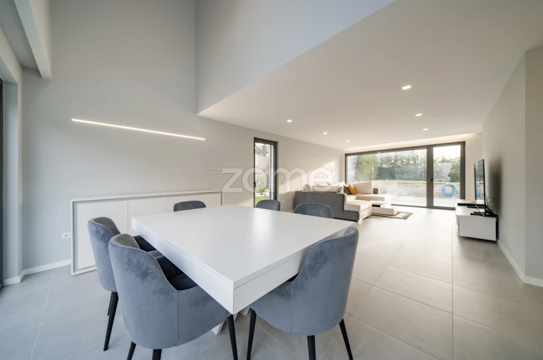 Moradia T3 para Venda em Vila Chã Foto 10