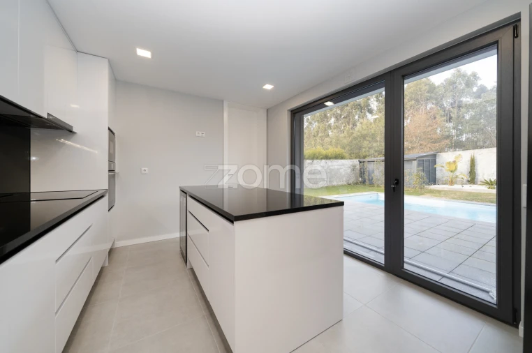 Moradia T3 para Venda em Vila Chã Foto 14