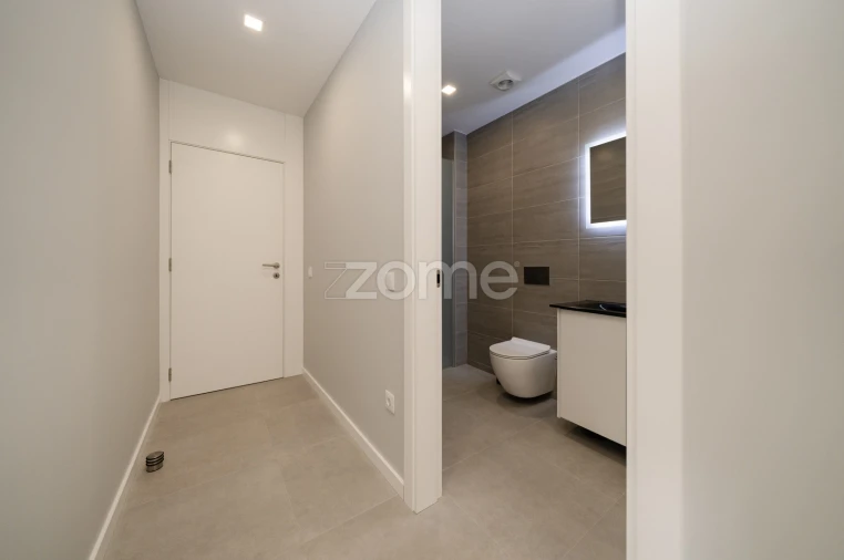 Moradia T3 para Venda em Vila Chã Foto 18