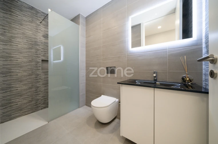 Moradia T3 para Venda em Vila Chã Foto 19