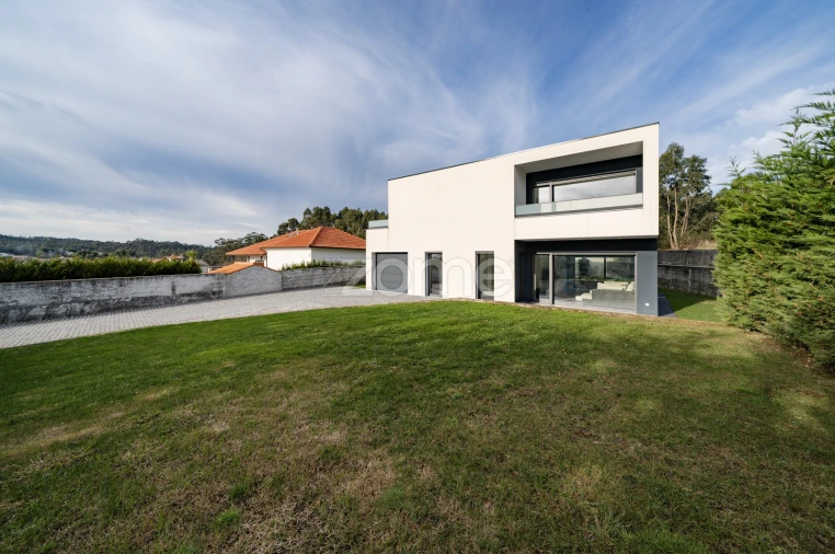 Moradia T3 para Venda em Vila Chã Foto 50