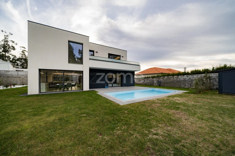 Moradia T3 para Venda em Vila Chã Foto 55