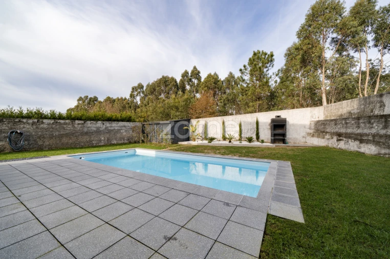 Moradia T3 para Venda em Vila Chã Foto 56