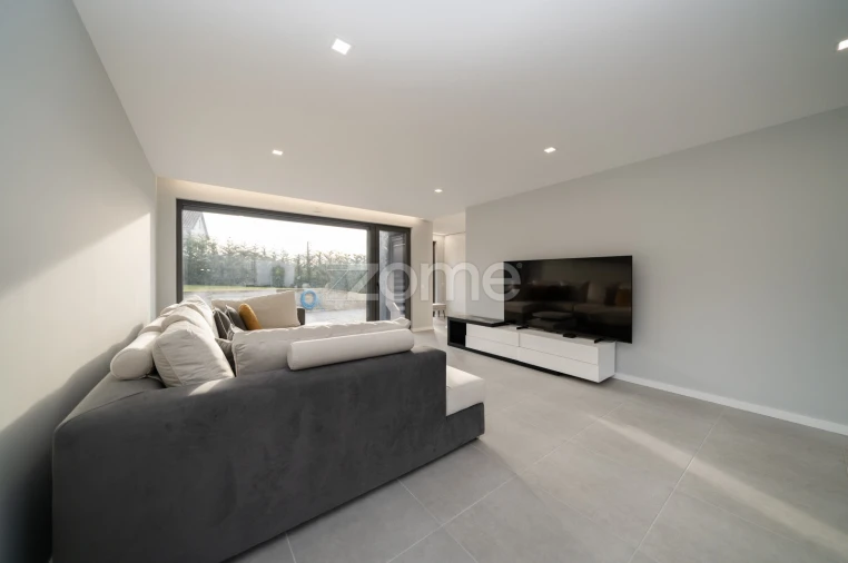 Moradia T3 para Venda em Vila Chã Foto 6