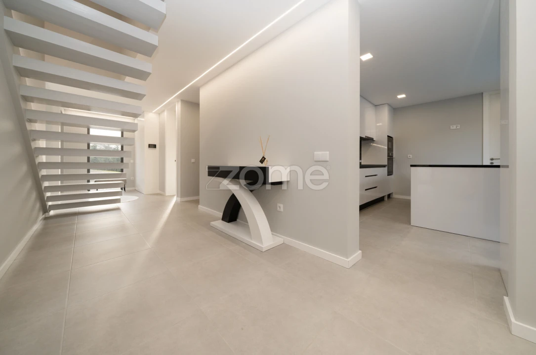 Moradia T3 para Venda em Vila Chã Foto 16