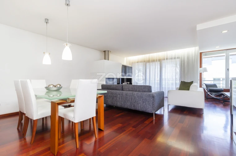 Apartamento T4 para Venda em Creixomil Foto 13