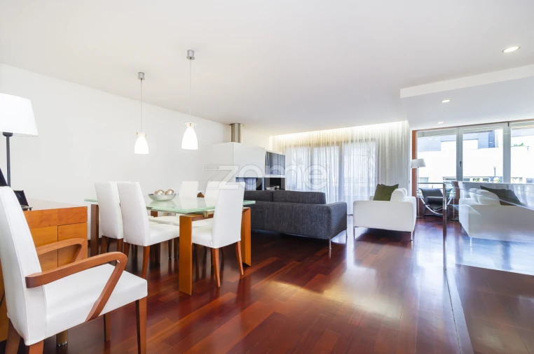 Apartamento T4 para Venda em Creixomil Foto 14