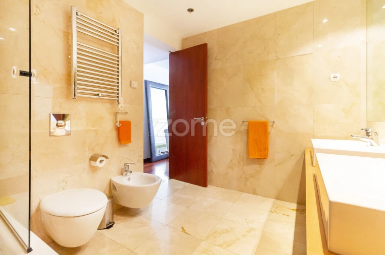 Apartamento T4 para Venda em Creixomil Foto 34