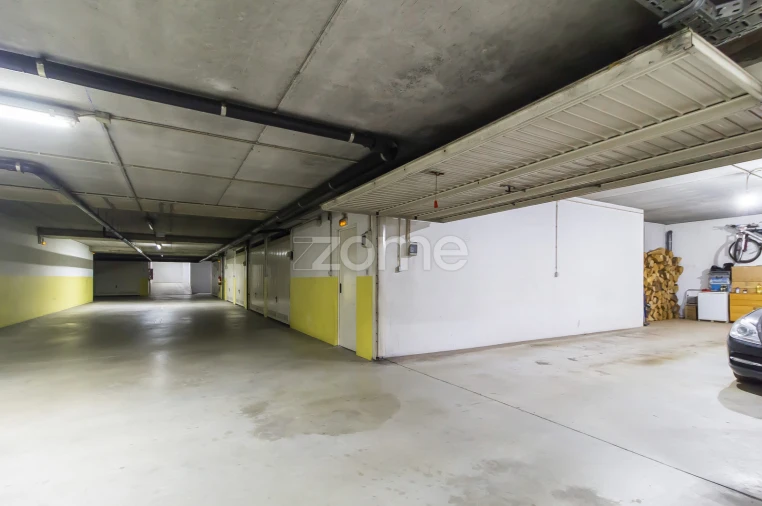 Apartamento T4 para Venda em Creixomil Foto 50