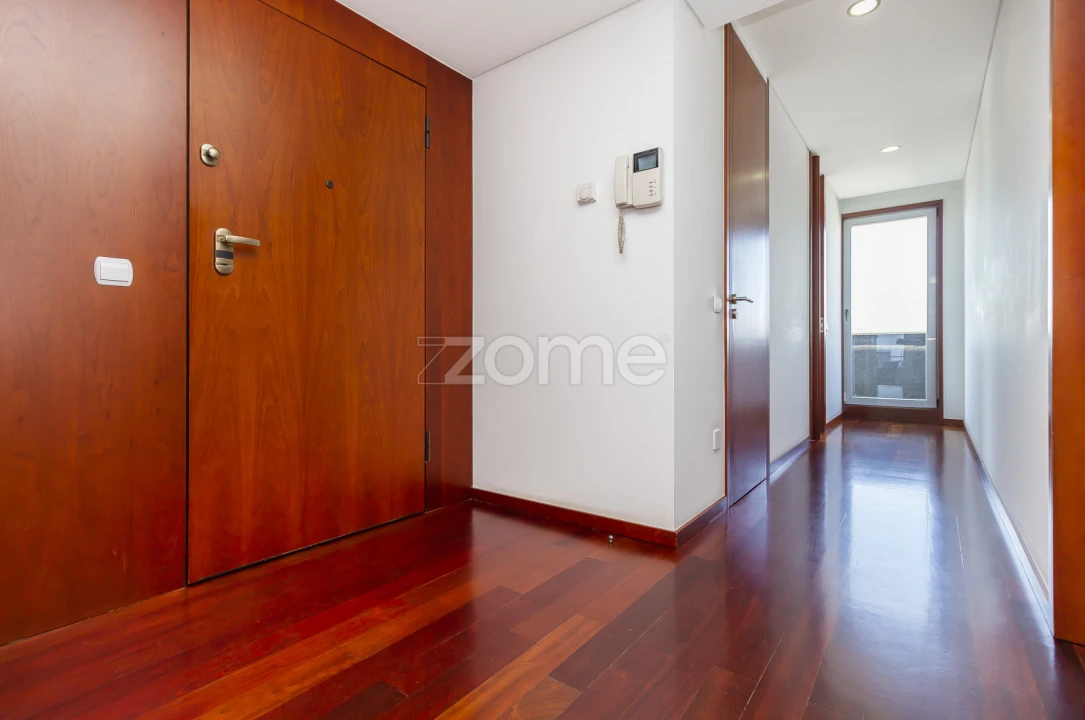 Apartamento T4 para Venda em Creixomil Foto 5