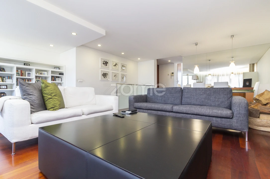 Apartamento T4 para Venda em Creixomil Foto 16