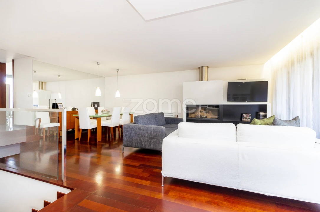 Apartamento T4 para Venda em Creixomil Foto 18