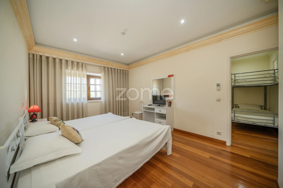 Quinta T8 para Venda em Campos e Louredo Foto 22