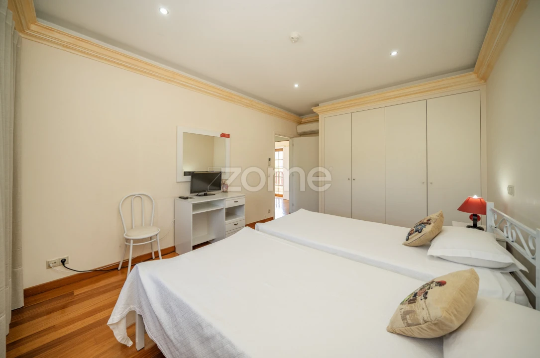 Quinta T8 para Venda em Campos e Louredo Foto 23