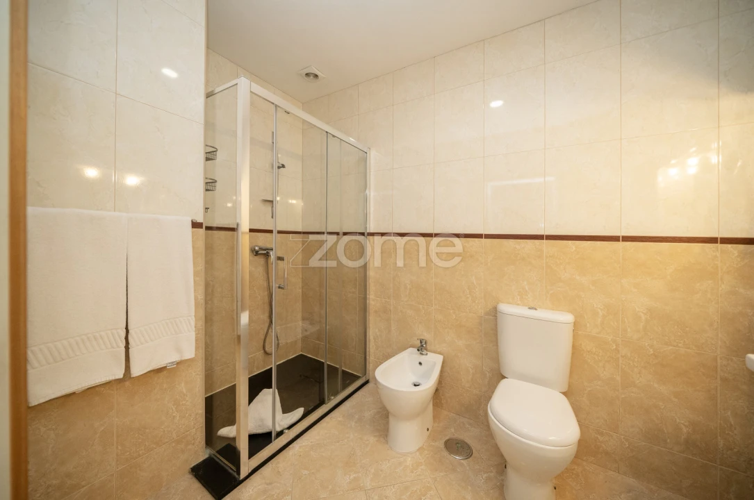 Quinta T8 para Venda em Campos e Louredo Foto 29