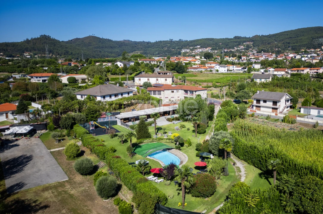 Quinta T8 para Venda em Campos e Louredo Foto 3