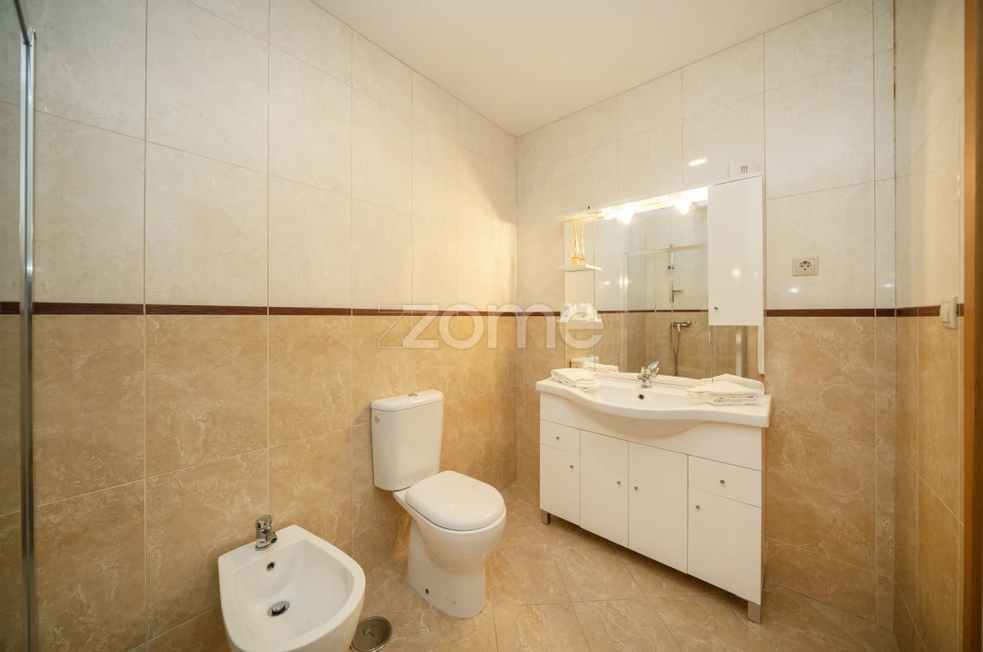 Quinta T8 para Venda em Campos e Louredo Foto 30