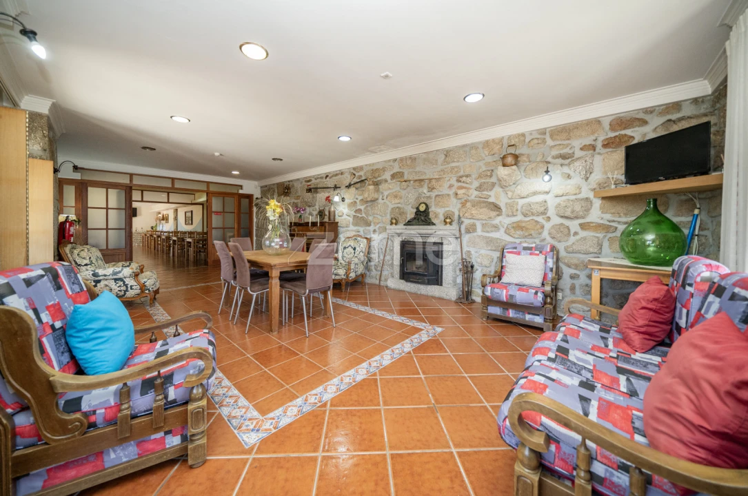 Quinta T8 para Venda em Campos e Louredo Foto 61