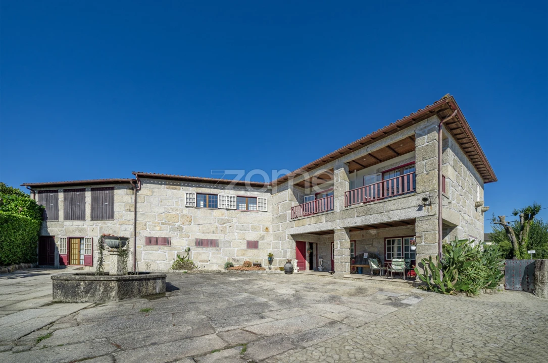 Quinta T8 para Venda em Campos e Louredo Foto 7