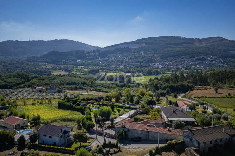 Quinta T8 para Venda em Campos e Louredo Foto 4