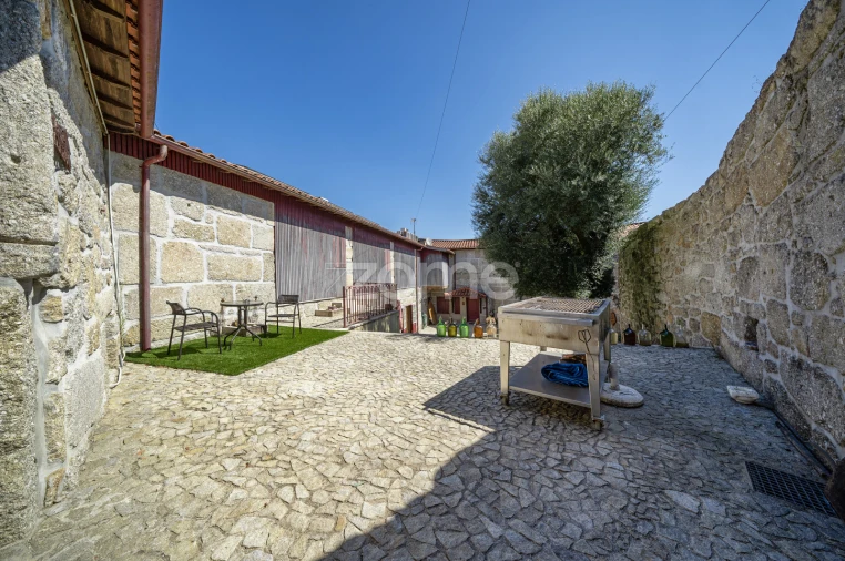 Quinta T8 para Venda em Campos e Louredo Foto 70