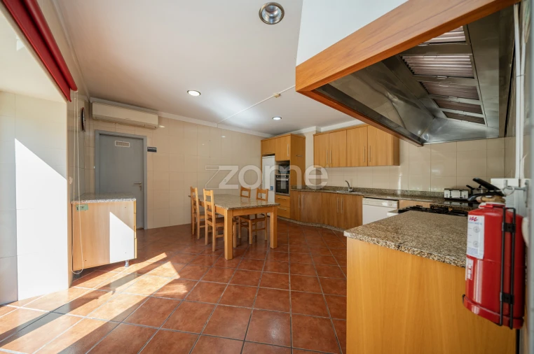 Quinta T8 para Venda em Campos e Louredo Foto 71