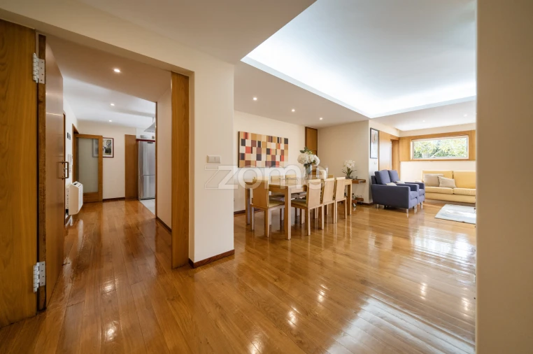 Moradia T6 para Venda em Nogueiró e Tenões Foto 12