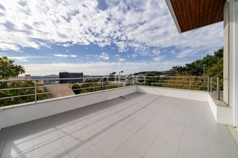 Moradia T6 para Venda em Nogueiró e Tenões Foto 49