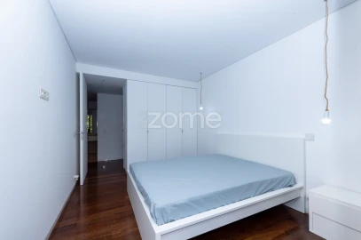 Apartamento T4 para Venda em Aldoar, Foz do Douro e Nevogilde