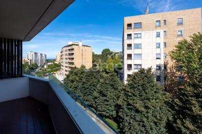 Apartamento T4 para Venda em Aldoar, Foz do Douro e Nevogilde