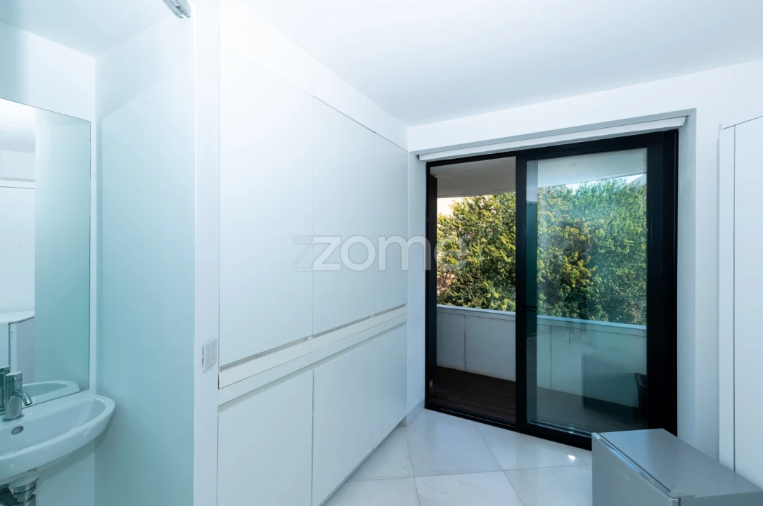 Apartamento T4 para Venda em Aldoar, Foz do Douro e Nevogilde Foto 10