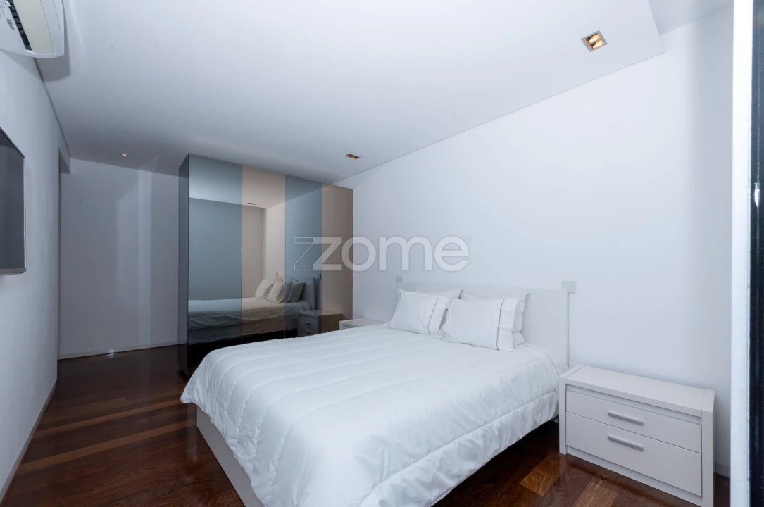 Apartamento T4 para Venda em Aldoar, Foz do Douro e Nevogilde Foto 23