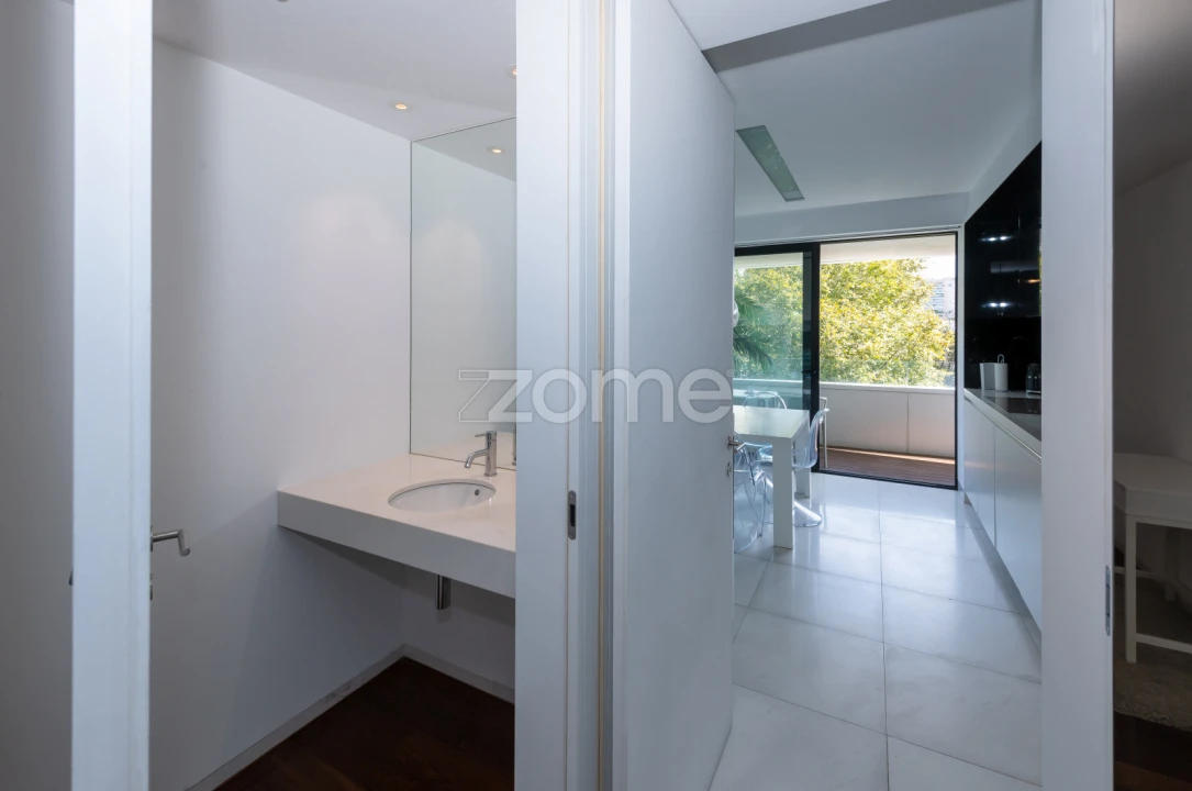 Apartamento T4 para Venda em Aldoar, Foz do Douro e Nevogilde Foto 6