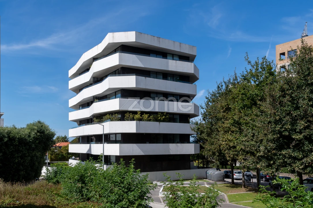 Apartamento T4 para Venda em Aldoar, Foz do Douro e Nevogilde Foto 2