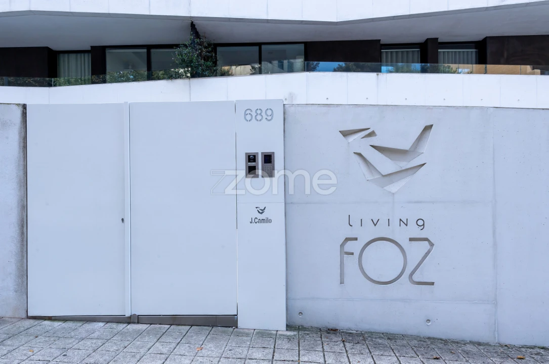 Apartamento T4 para Venda em Aldoar, Foz do Douro e Nevogilde Foto 3