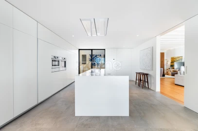 Moradia T4 para Venda em Santa Marinha e São Pedro da Afurada