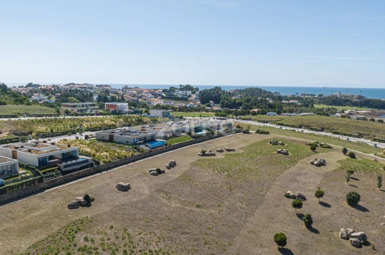 Moradia T4 para Venda em Santa Marinha e São Pedro da Afurada Foto 55