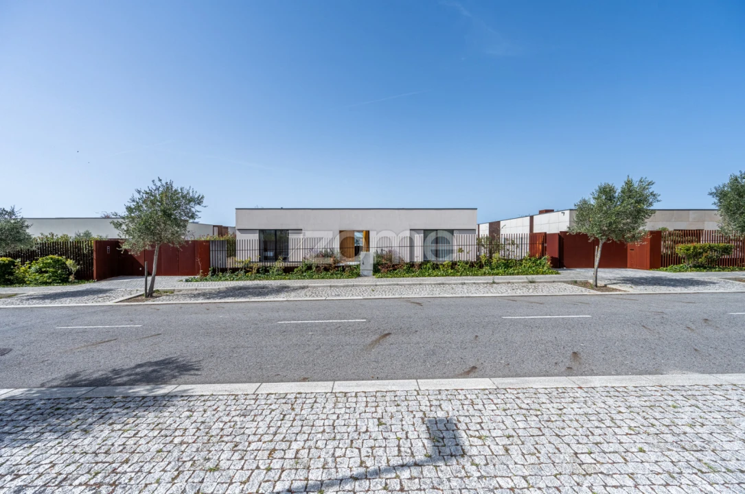 Moradia T4 para Venda em Santa Marinha e São Pedro da Afurada Foto 53