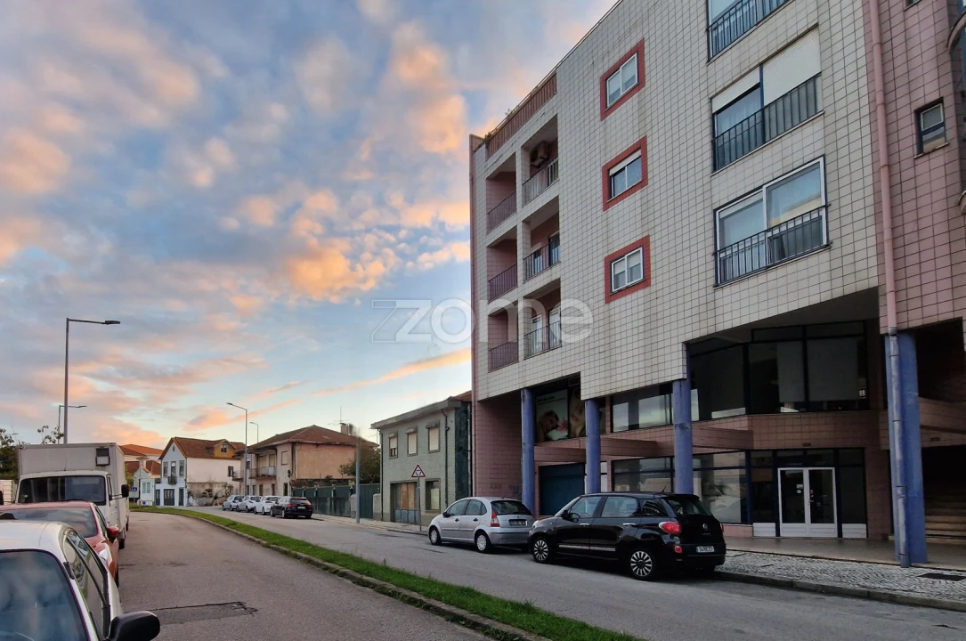 Moradia T5 para Venda em São João da Madeira Foto 5