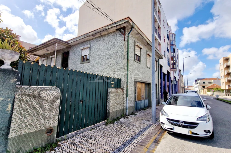 Moradia T5 para Venda em São João da Madeira Foto 15