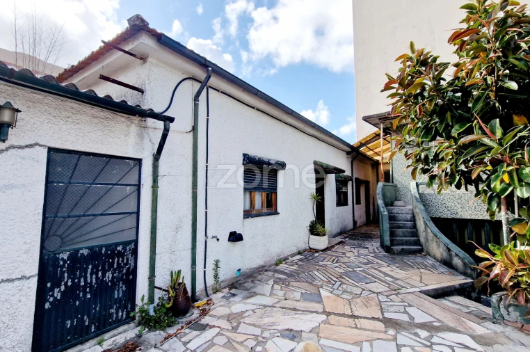 Moradia T5 para Venda em São João da Madeira Foto 9